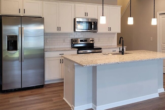 Photo - 1213 Ayla Ave