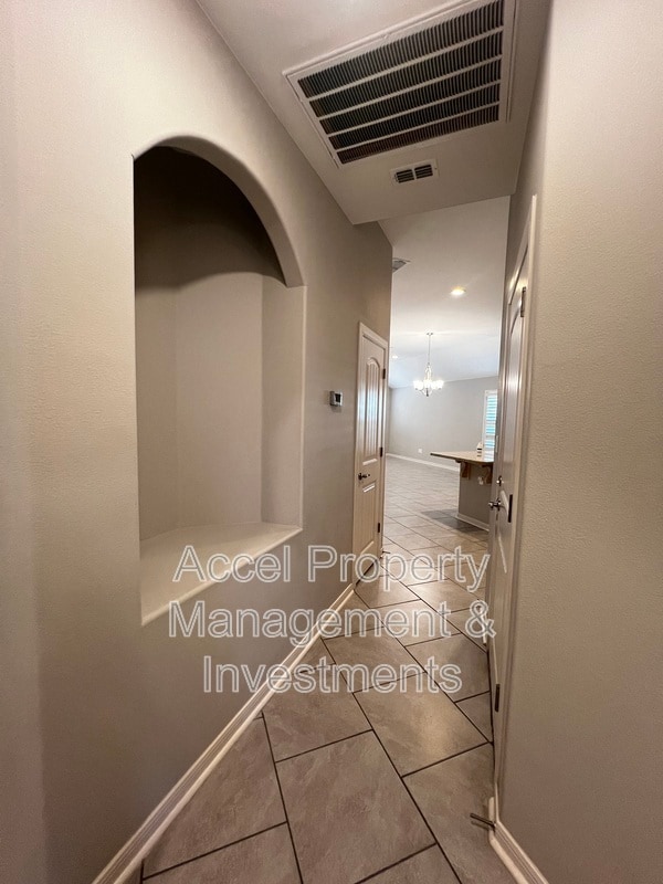 Photo - 1960 Retama St