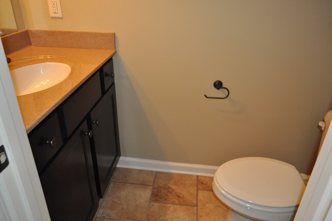 Medio baño - Clearview Commons