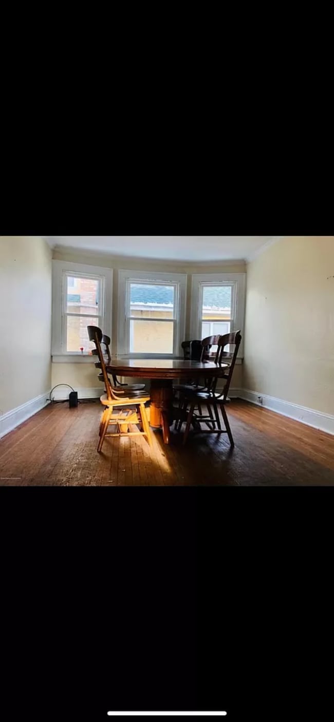 Photo - 1725 Vine St Unit 1725 Vine St.