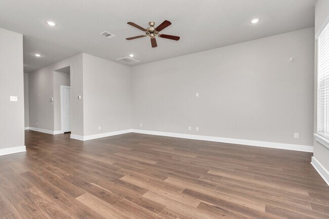Photo - The Linden – Modern Comfort Meets Resort-Style Living