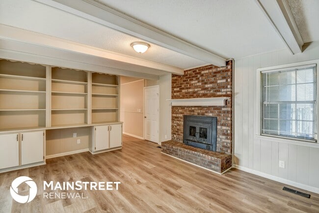 Photo - 206 Melton St