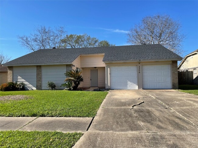 Building Photo - 3306 Boxelder Dr