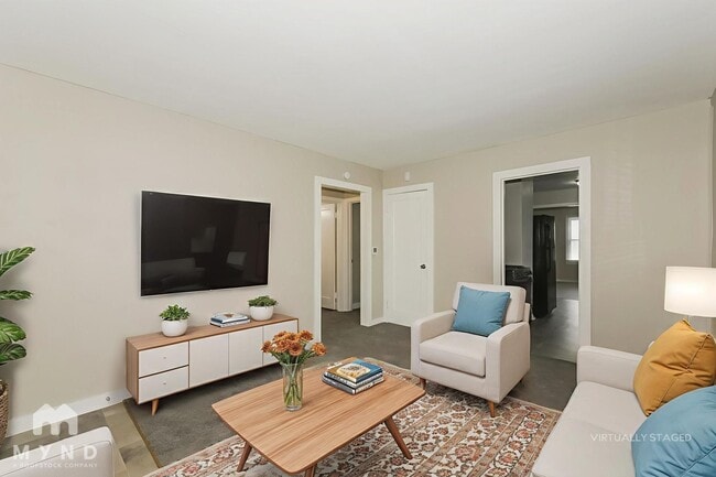 Photo - 2021 N Drexel Ave