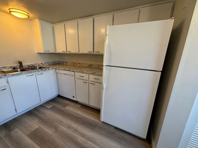Photo - 1815-1817 E Vine St Unidad 1817