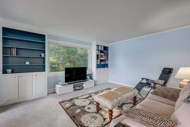 552 Rio Vista Unit SI FL2-ID1638156P
