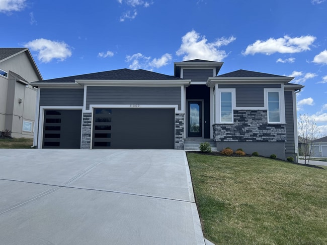 Building Photo - 11009 S Millstone Dr