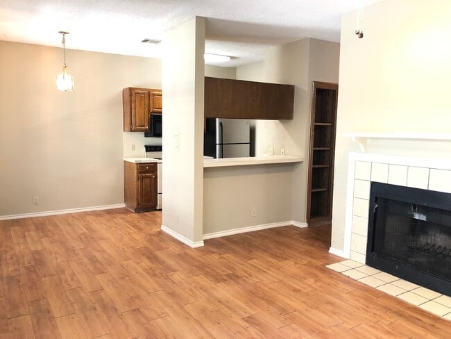 Photo - PRELEASE 8/15/2025 2 bed 2 bath Unit 204