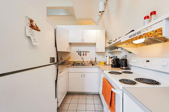 Photo - 32 Mason Ter Unidad 2