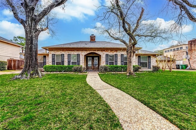 Photo - 3022 Triway Ln