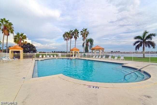 Photo - 7778 Emerald Cir Unidad 204
