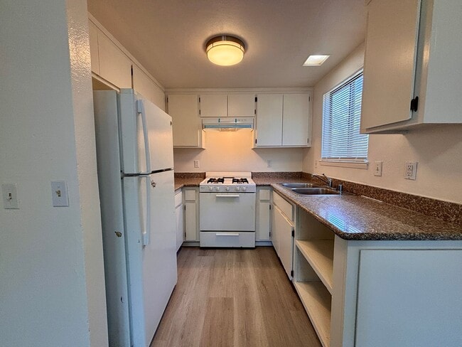 Photo - 2065 Riley Ct Unit #1