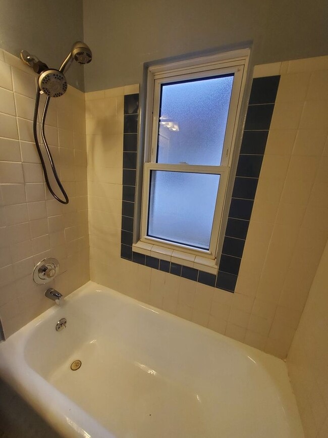 Photo - 2247 S 82nd St Unidad 2247 S 82nd St.