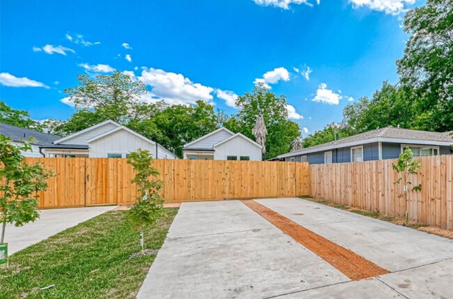 Photo - 8424 Wileyvale Rd Unidad A