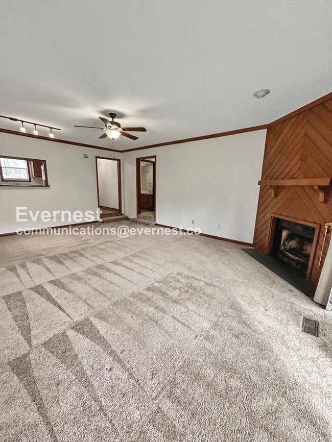 Photo - 2003 Aspen Way