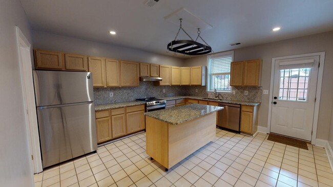 Photo - Stunningly renovated Bloomingdale townhous...