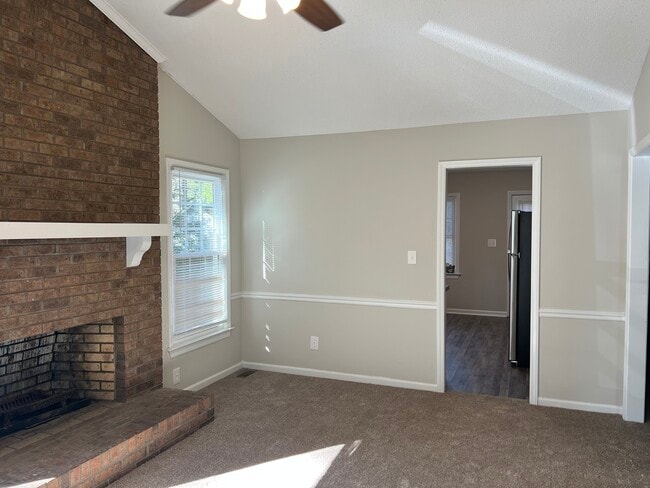 Photo - 2703 Byerly Dr N