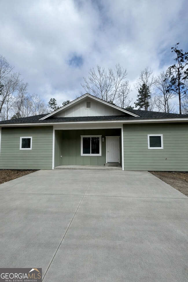 Building Photo - 194 Frank Christian Rd