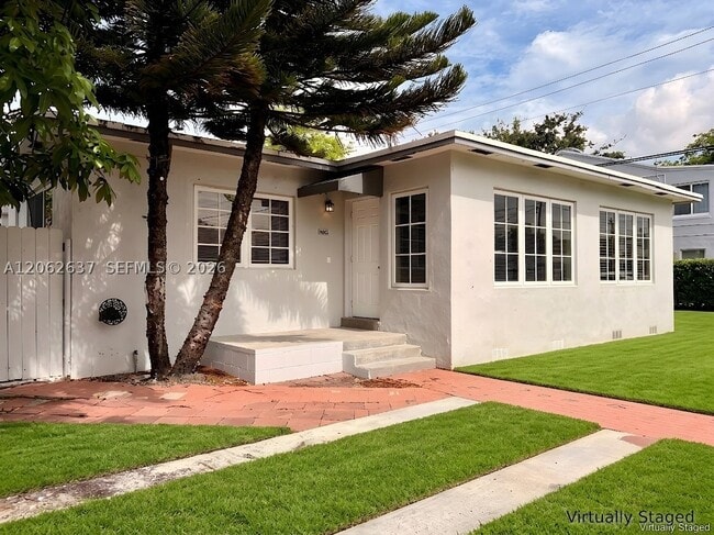 Building Photo - 132 SW 20th Ave Unit 132