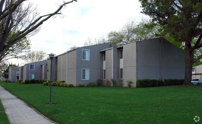 El Rancho Verde