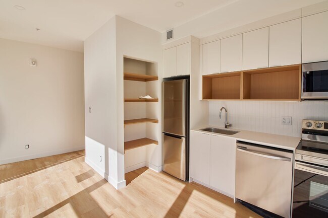 Photo - Dominion Centre