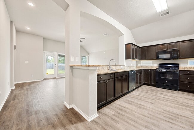 Photo - 1945 Briar Grove Dr