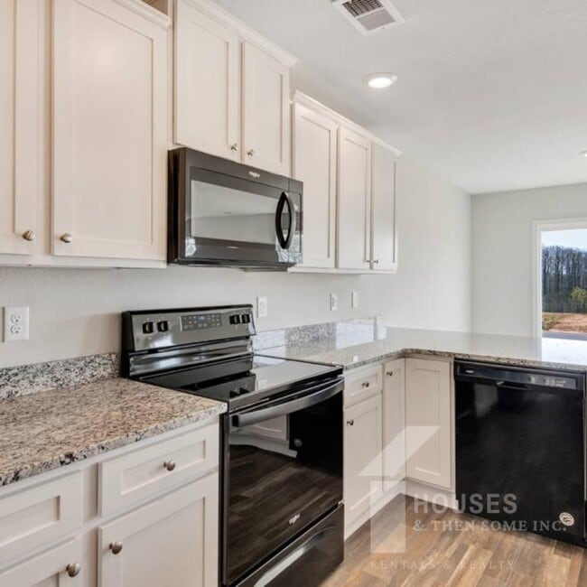 Photo - 3006 Wingadee Dr