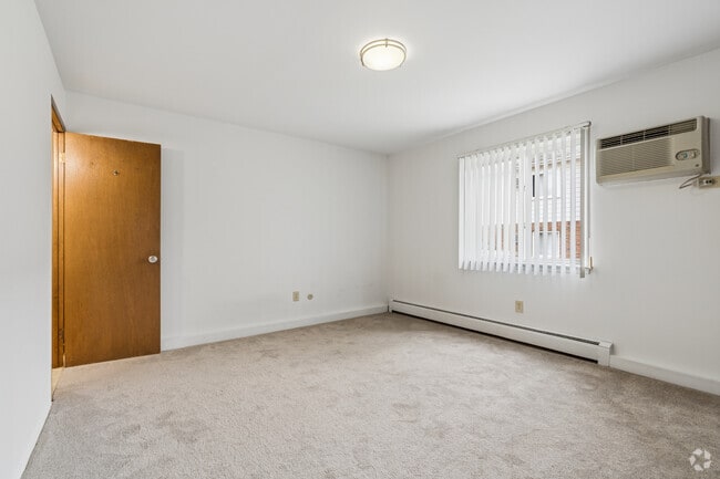 Carmel - 2BR, 1.5BA - 890SF - Bedroom