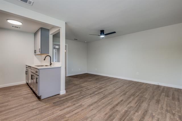 Photo - 5909 Gaston Ave Unidad 201