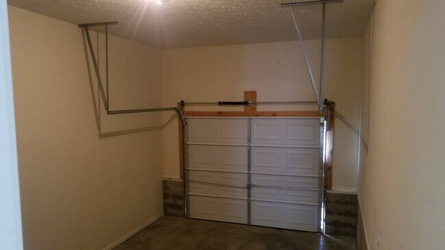 Photo - 105 Solid Rock Ct Unit A