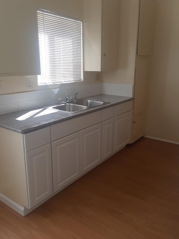 Photo - 10726 Orange Grove Ave Unidad 19