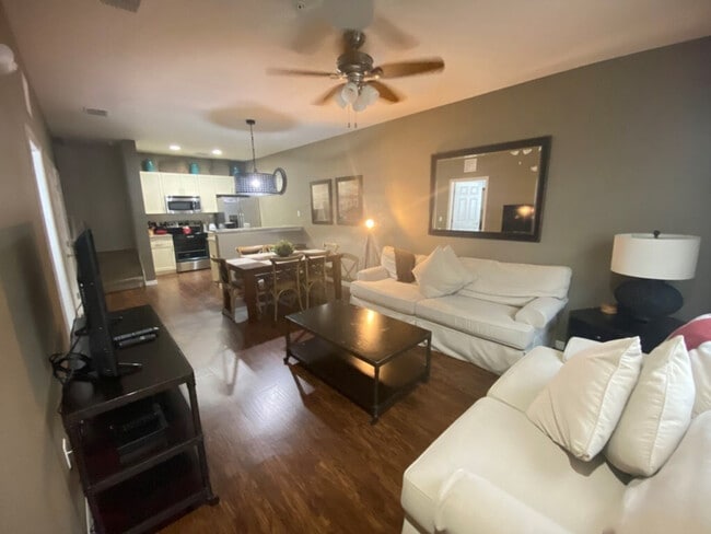 Photo - 5372 Diplomat Ct Unit ID1285814P