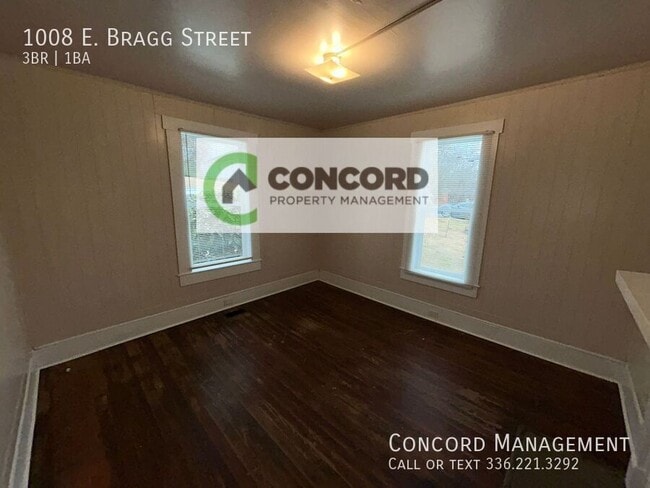 Photo - 1008 E Bragg St