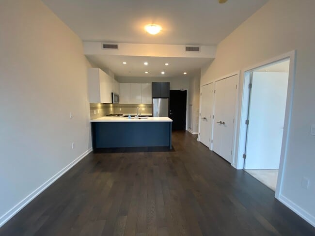 Photo - 7008 River Pkwy