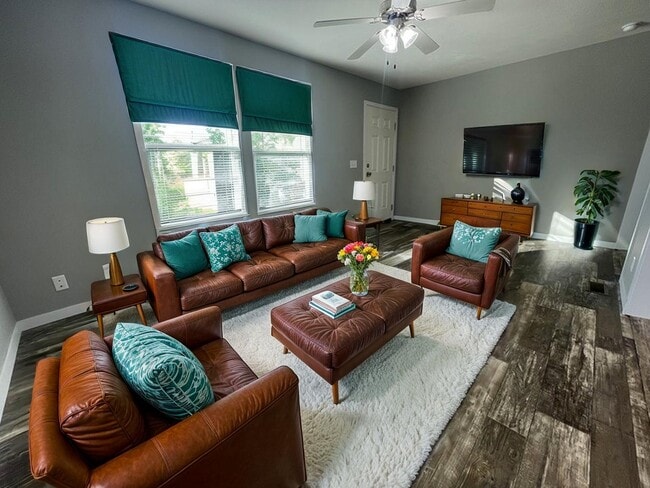 Photo - 38033 Ducharme Dr