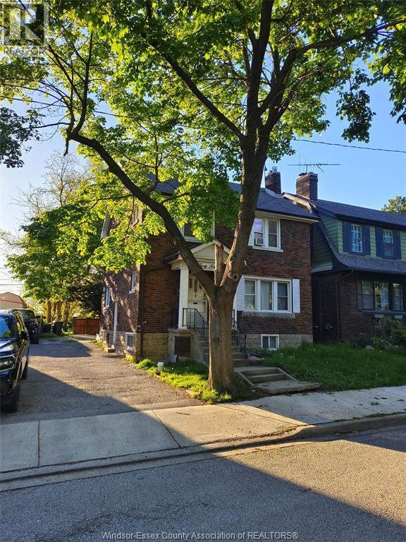 Photo - 3046 Alexander Ave