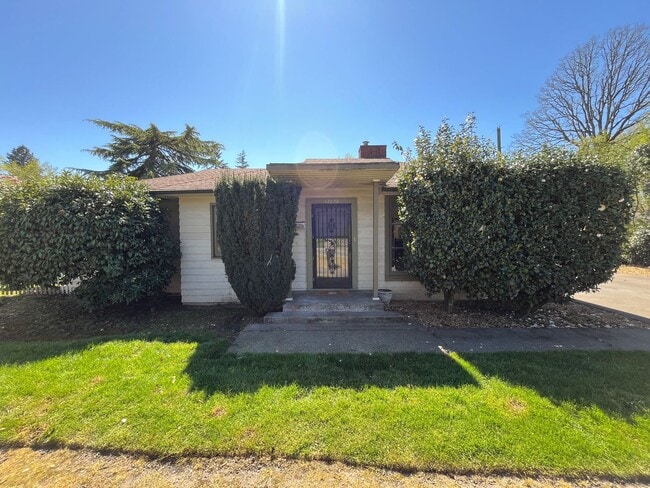 Photo - Charming 3-Bedroom Home with Bonus Room in Prime Beaverton Location Cedar Hills Neighborhood!!!