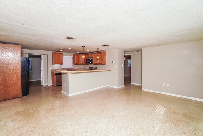 Photo - 5917 Missouri Ave