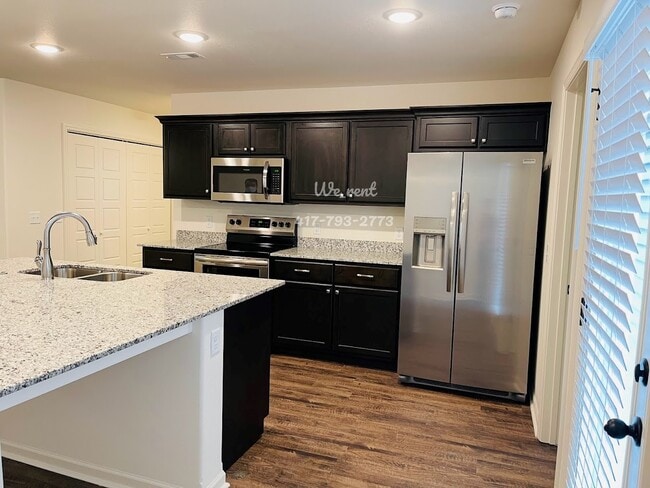 Photo - 1824 Illinois Ave Unit 1824