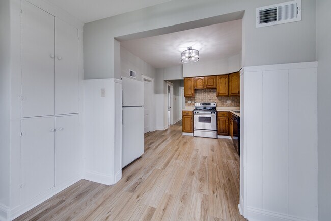 Photo - 6228 W Berenice Ave Unit 1