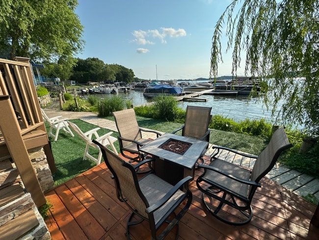 Photo - 503 Wilmot Ave