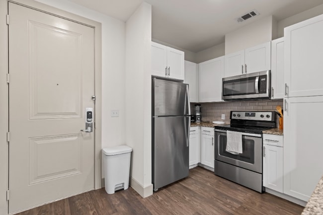 Photo - 3801 Vitruvian Way