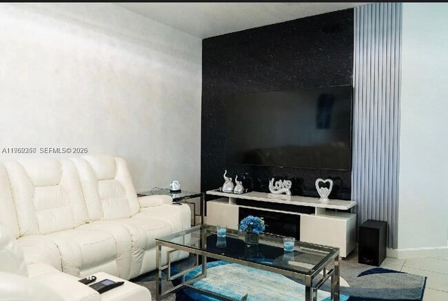 Photo - 11611 SW 253rd St