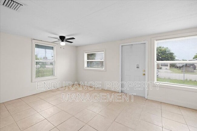140 W 15th St