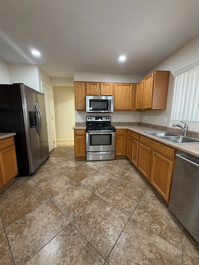 Photo - 11402 W Hutton Dr