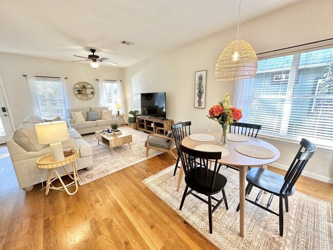 Photo - 106 Georgie St Unit ID1447115P