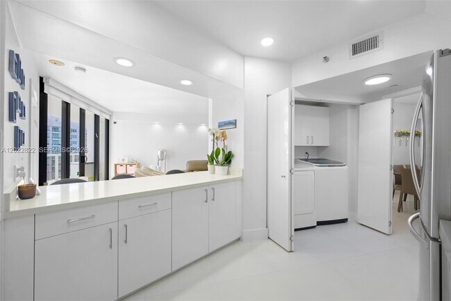 Photo - 20281 E Country Club Dr Unit 2310