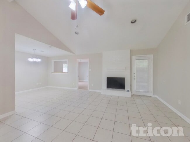 Photo - 7902 Battlepine Dr