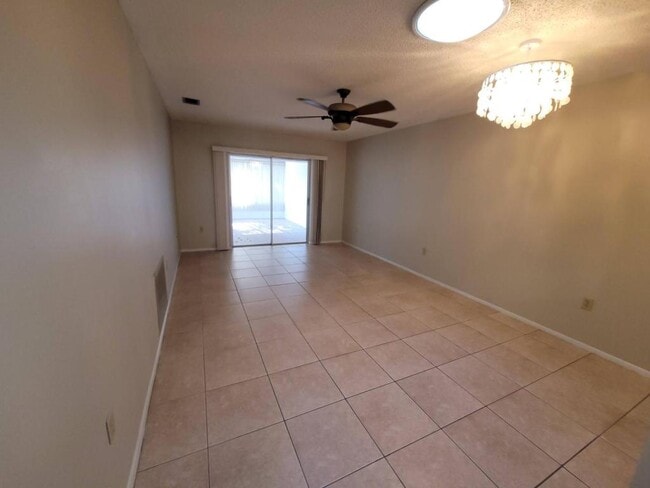 Photo - 2932 Stillwell Ct