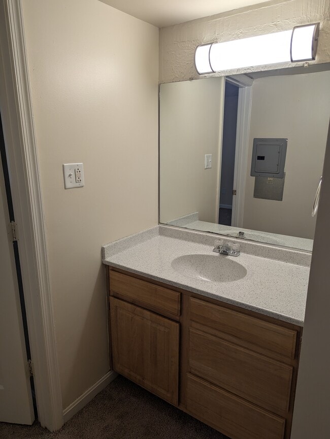 Sink - Quantico Court